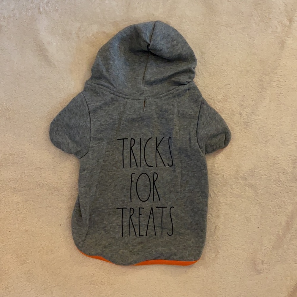 Rae Dunn TRICKS FOR TREATS Dog Shirt Size Medium